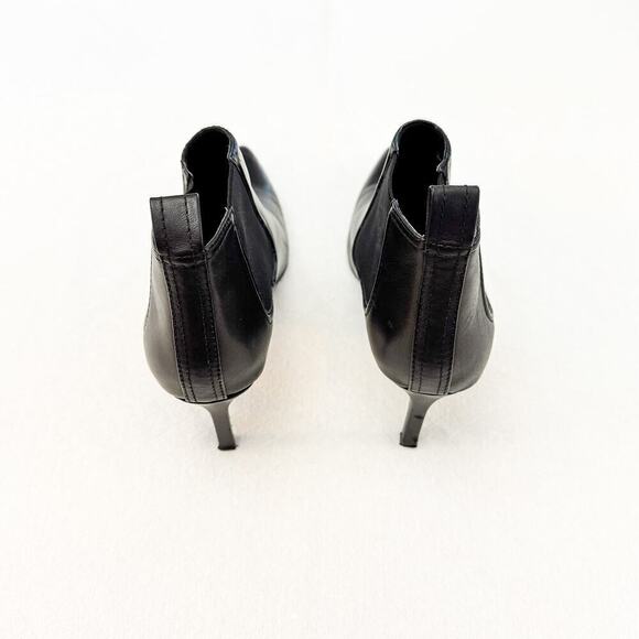 Zara Pointy Toe Leather Heeled Bootie Size 40 MINT - Picture 2 of 6